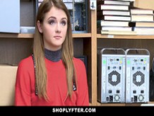 ShopLyfter - robando en una tienda adolescente es castigado